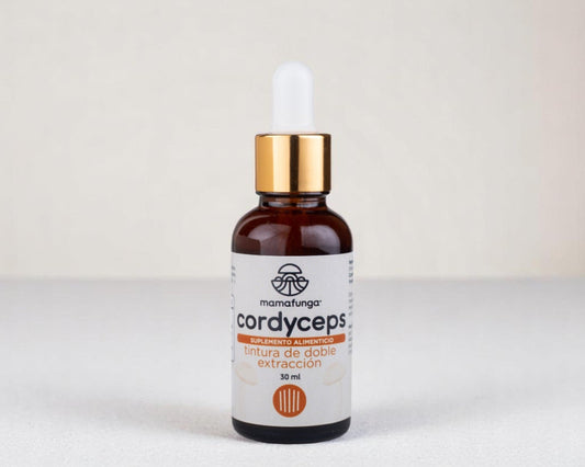 Tintura de Doble Extracción de Hongo Cordyceps Militaris by Mamafunga